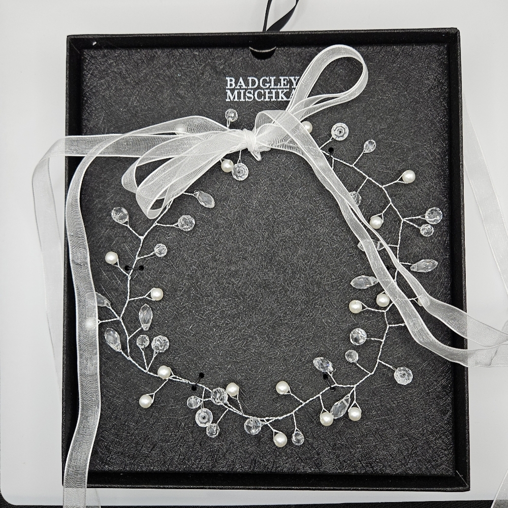 NWT Badgley Mischka Fairy Clear Crystal And Pearl Style Headband